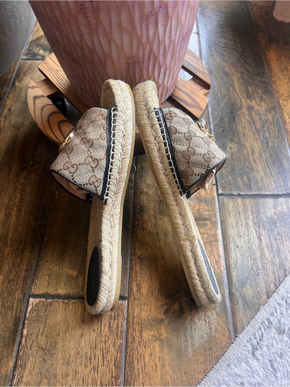 Gucci Marmont gold GG Monogram Matelasse Canvas Slide Espadrille Sandals EU 41 - Picture 14 of 16